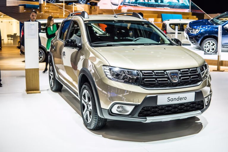 Dacia deschide comenzile pentru Sandero hibrid de 155 CP în România