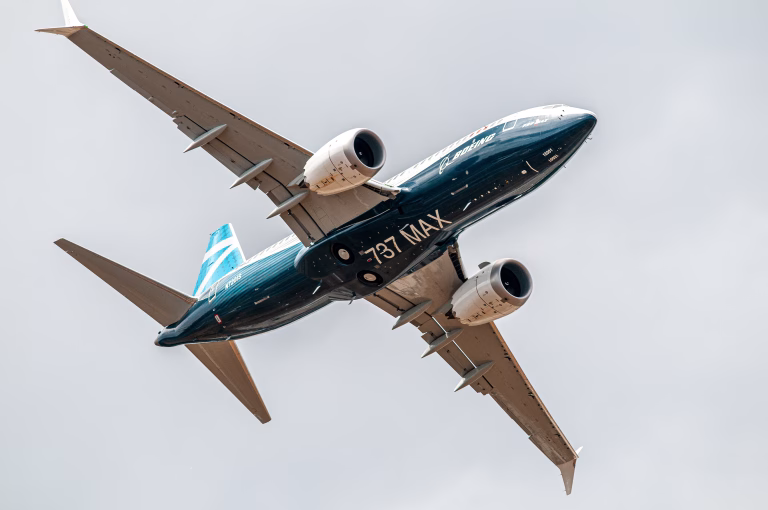 Alertă pentru 471 de avioane Boeing 737 MAX din cauza fisurilor structurale