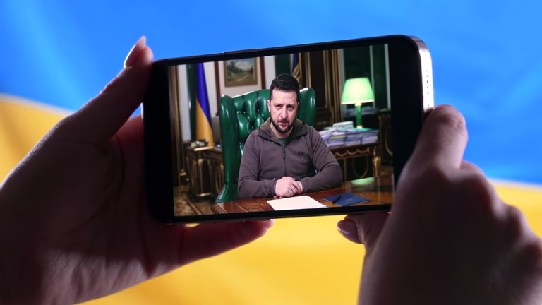 Zelenski, pe locul al șaselea în încrederea ucrainenilor după demiterea lui Fedorov