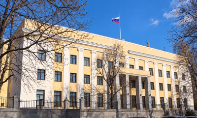 Rușii din România aleg Partidul Comunist la alegerile din Rusia