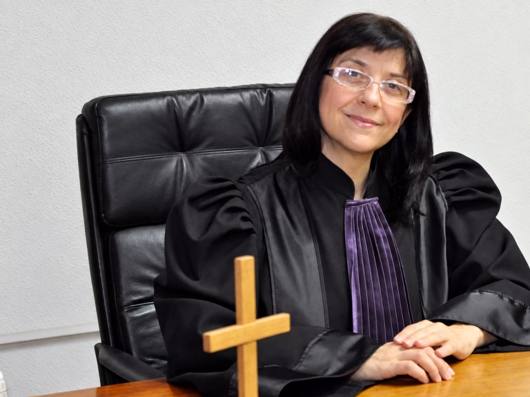 Andrea Chiș, nominalizată pentru Ministerul Justiției în Guvern