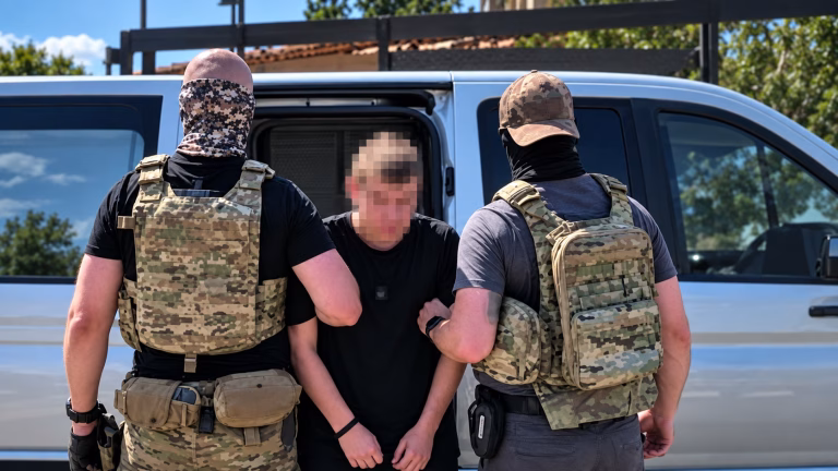 Militar ucrainean arestat pentru spionaj în favoarea Rusiei
