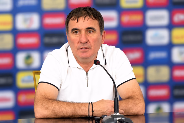 Hagi a convocat 23 de jucători pentru meciul cu Suedia