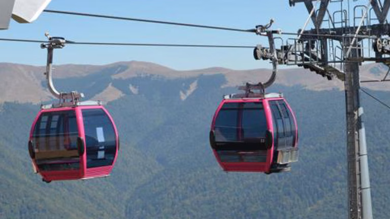Oprirea gondolei din Sinaia, provocată de alunecări de teren