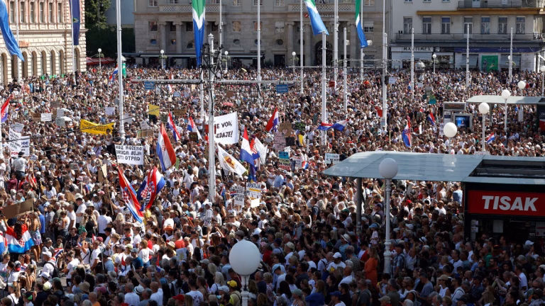 Protest masiv în Croația pentru eliminarea deșeurilor periculoase
