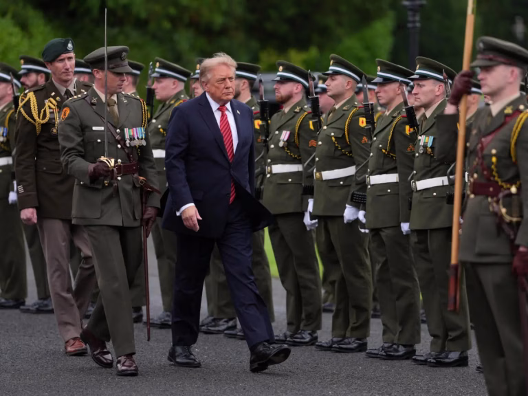Trump își exprimă dorința de reunificare a Irlandei