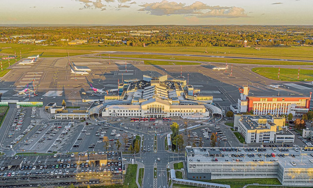 Aeroportul din Vilnius, închis temporar din cauza unei drone