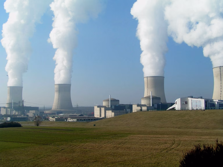 Italia reintroduce energia nucleară până în 2035, anunță Guvernul