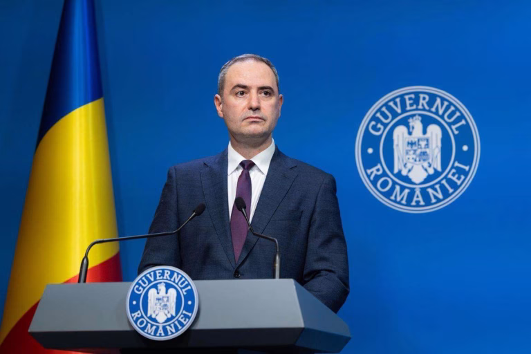 România menține ratingul de investiții, avertisment de la Nazare