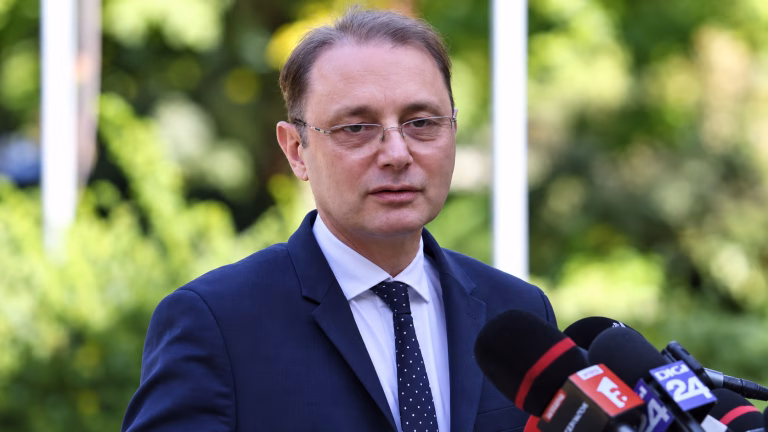 Audierile miniștrilor din Guvernul Luca Niculescu încep astăzi