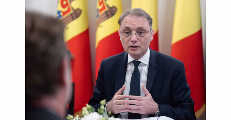 Niculescu: Unirea cu Republica Moldova depinde de cetățeni