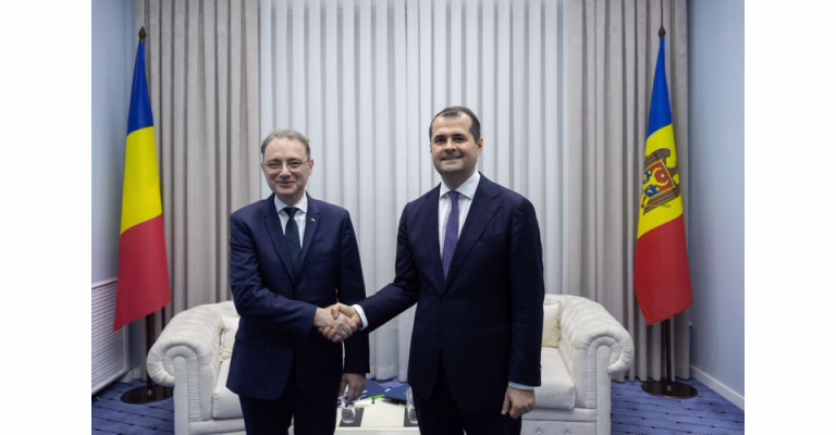 România și Republica Moldova discută cooperarea în apărare