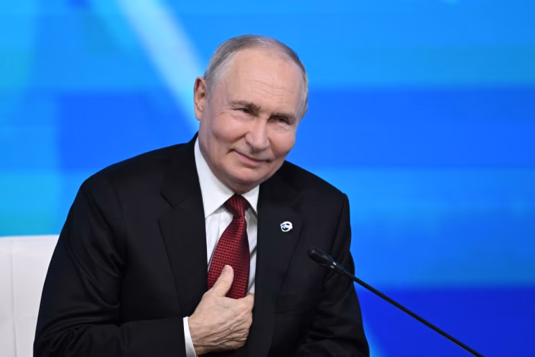 Putin vrea reluarea discuțiilor trilaterale despre Ucraina