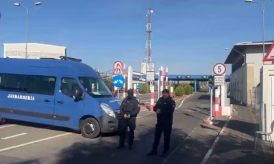 Nouă polițiști de frontieră reținuți pentru mită la Halmeu